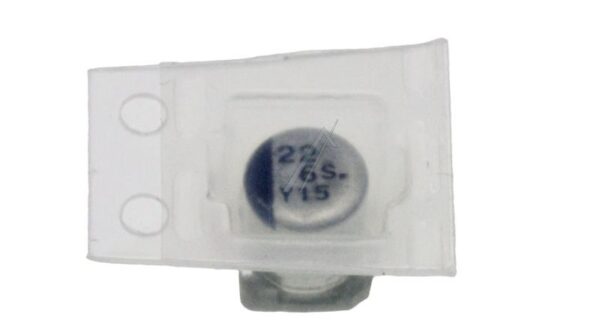 22UF-6,3V EEE0JA220SR SMD-ELKO 85° 4,0X5,4MM