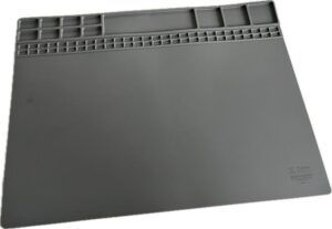B440 ANTISTATIČKA RADNA POVRŠINA SILIKON (405 X 305 X 2,86 MM)