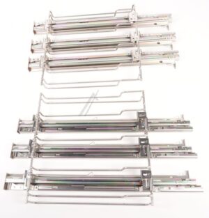 17008994 AUSZUG-SET BESTEHEND AUS EINHÄNGEGITTER-PAAR 5 EBENEN UND 3 ÜA-CLIPRAIL-PAAREN FÜR PYROLYSE 60CM GERÄTE. ERSATZ FÜR Ü