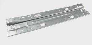 4083641100 C00874393 TRAVERSE ZU KOMPRESSOR 54CM