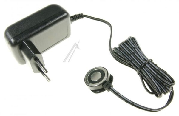CP0661/ 01 300000517601 ADAPTERI(ISP) 220V ZA UTIČNICU